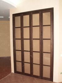 Двери гармошка с матовым стеклом и накладными разделителями Гомель